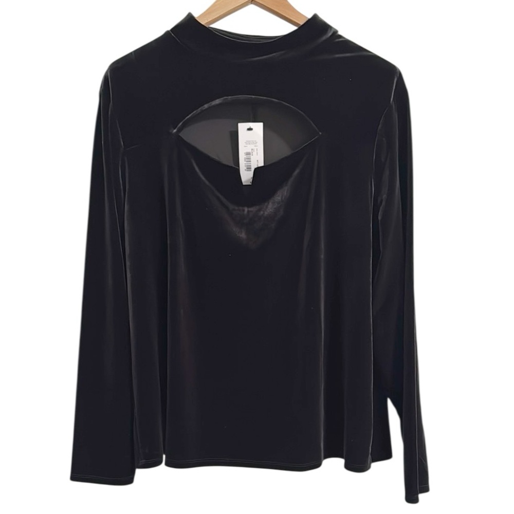 Bold Elements Black Cut Out Mandarin Collar Long Sleeve Velvet Blouse Black 2X